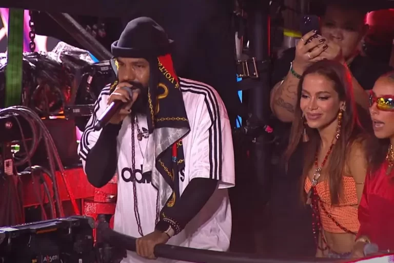 Navio Pirata do BaianaSystem arrasta multidão no Circuito Osmar nesta quinta-feira (27)