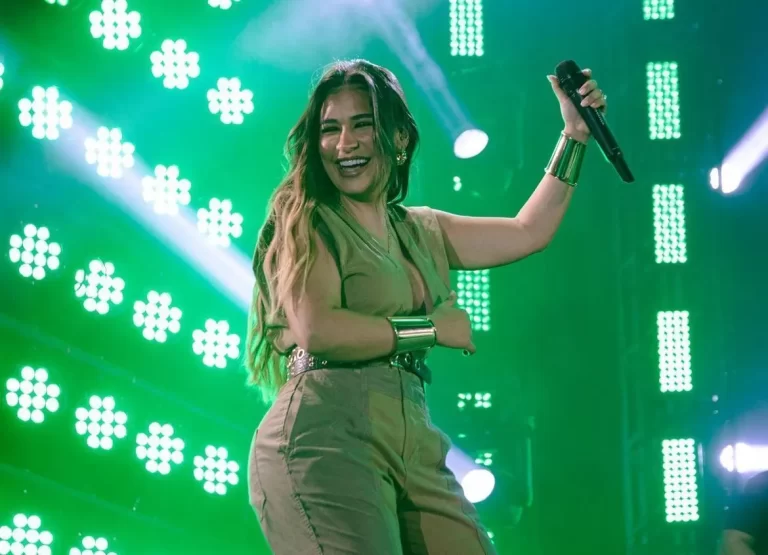 Simone Mendes estreia turnê "Cantando Sua História" - (Foto: Divulgação)