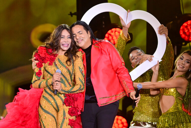 Silvania & Berg lançam "Duas Paixões", música que dá nome ao novo audiovisual (Foto: CamaroteShow)