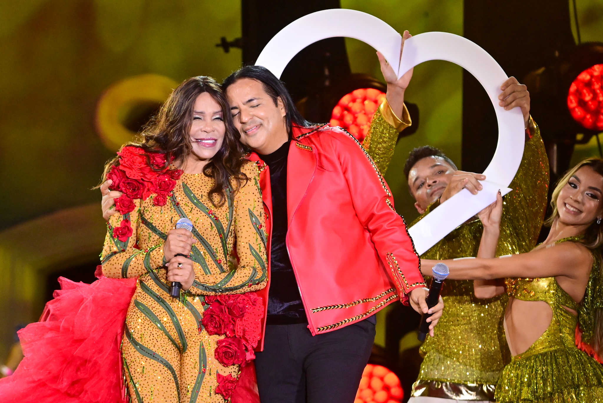 Silvania & Berg lançam "Duas Paixões", música que dá nome ao novo audiovisual (Foto: CamaroteShow)