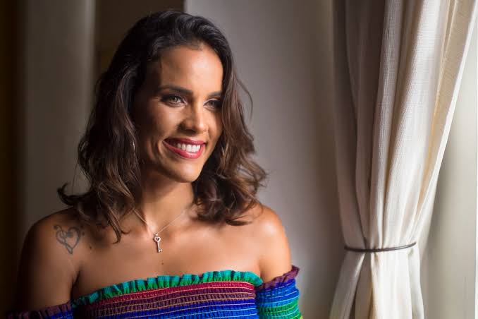 Ju Moraes anuncia saída da Colaboraê após quase 7 anos à frente do espaço