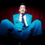 Conhecido pela mistura de forró, brega e diferentes referências da música brasileira, Getúlio Abelha se junta a Rachel Reis, Céu, Juliana Linhares e Bia Soull no line-up do Festival Sangue Novo – Ano VIII. A programação musical chega ao Trapiche Barnabé, em Salvador, nos dias 17 e 18 de outubro. (Imagem: Reprodução)
